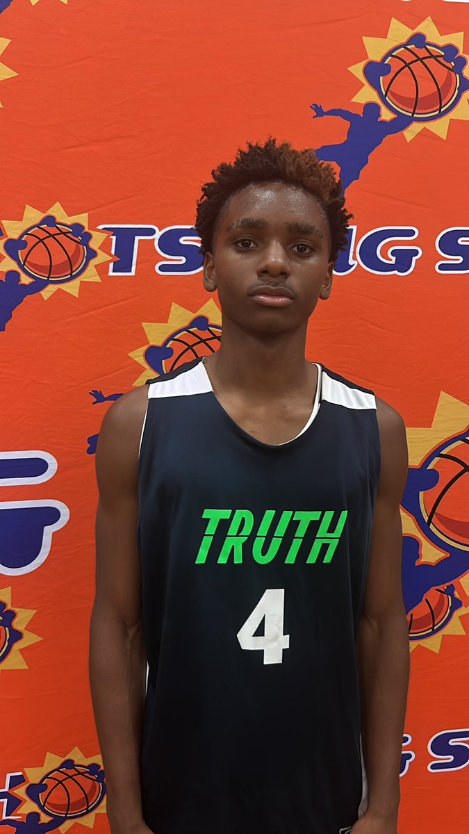 BigShotsGameMVP's tweet photo. #BIGSHOTS #BooWilliamsLegacyClassic 

17u

TPLS 53
#3 Sam Mitchell 12pts

Truth Generation Elite 57
#15 Matthew Wells 16pts
#4 Darrius Mccrimmon 16pts https://t.co/g8Mq0MKbku