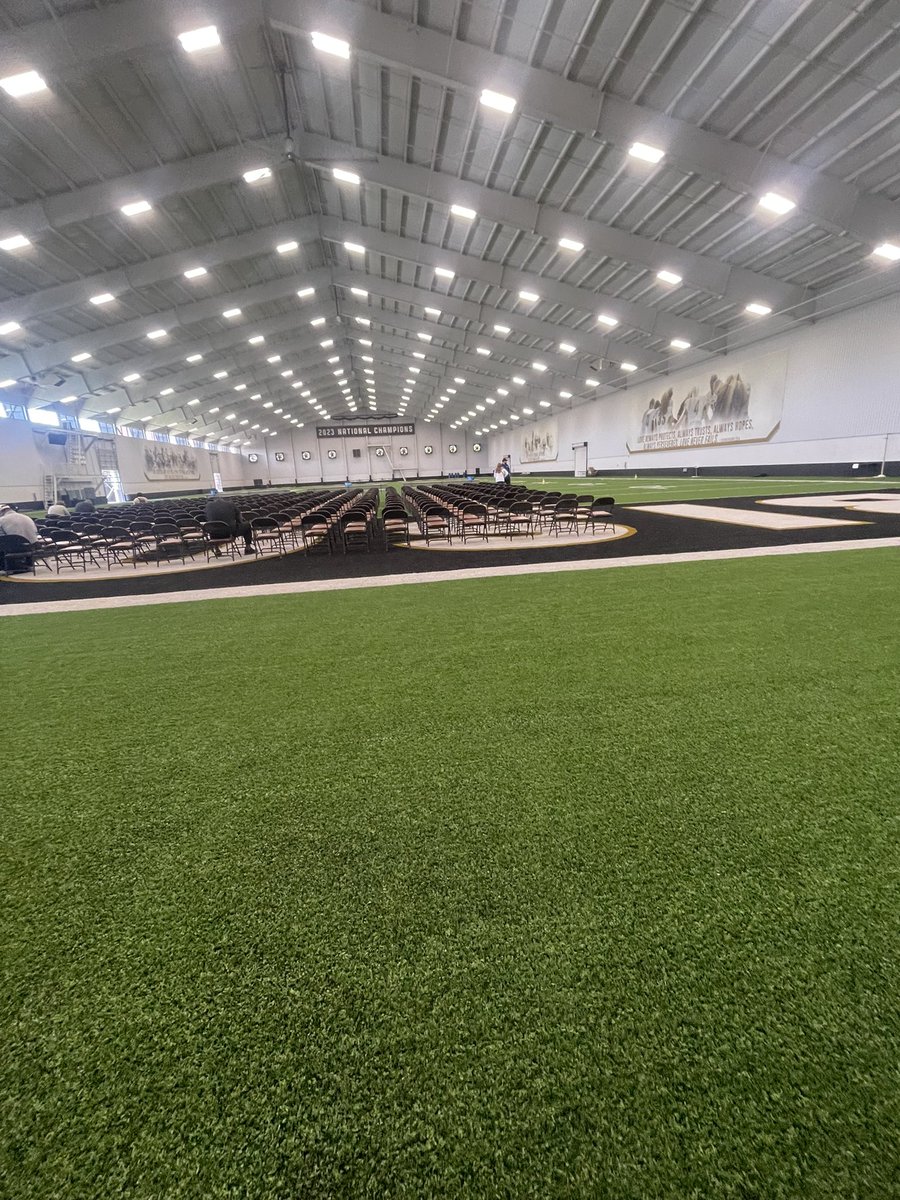 Jay Frazier (@lijay4pf_) on Twitter photo Had a great time @ Harding university camp today loved everything, thanks for the invite <a href="/CoachGriffin31/">William Griffin</a> <a href="/PaulSimmonsHU/">Paul Simmons</a> <a href="/MagnusLepak/">Magnus Lepak</a> <a href="/ltribb3/">Luke Tribble</a> 💪🏾 <a href="/CoachJMercer/">Josh Mercer</a> <a href="/ash_trojanFB/">Alexandria Football</a> <a href="/b_humble15/">@b_beast 🏈 😈♏️</a> <a href="/siickesst/">Coach Mingo⭐️</a> Had a great time @ Harding university camp today loved everything, thanks for the invite <a href="/CoachGriffin31/">William Griffin</a> <a href="/PaulSimmonsHU/">Paul Simmons</a> <a href="/MagnusLepak/">Magnus Lepak</a> <a href="/ltribb3/">Luke Tribble</a> 💪🏾 <a href="/CoachJMercer/">Josh Mercer</a> <a href="/ash_trojanFB/">Alexandria Football</a> <a href="/b_humble15/">@b_beast 🏈 😈♏️</a> <a href="/siickesst/">Coach Mingo⭐️</a>