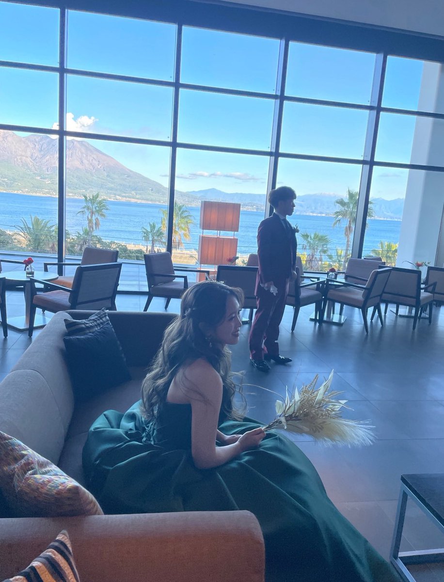 et_ik_bg's tweet photo. 結婚式を挙げてもうすぐ２年経つのやばい https://t.co/jRmtoER0eL