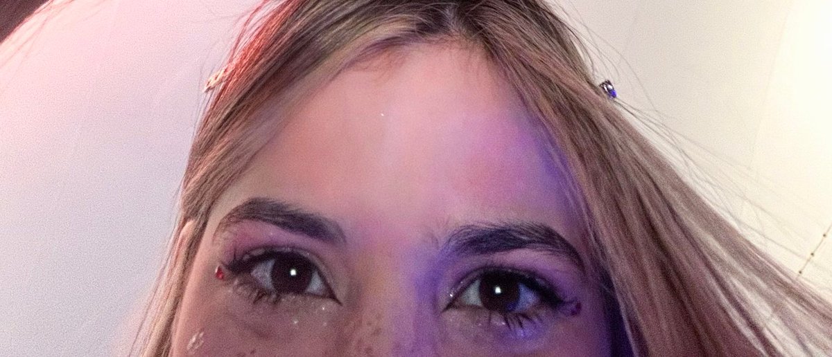 laraagg_'s tweet photo. I love your beautiful eyes 💞 https://t.co/nRQEbL5rVE