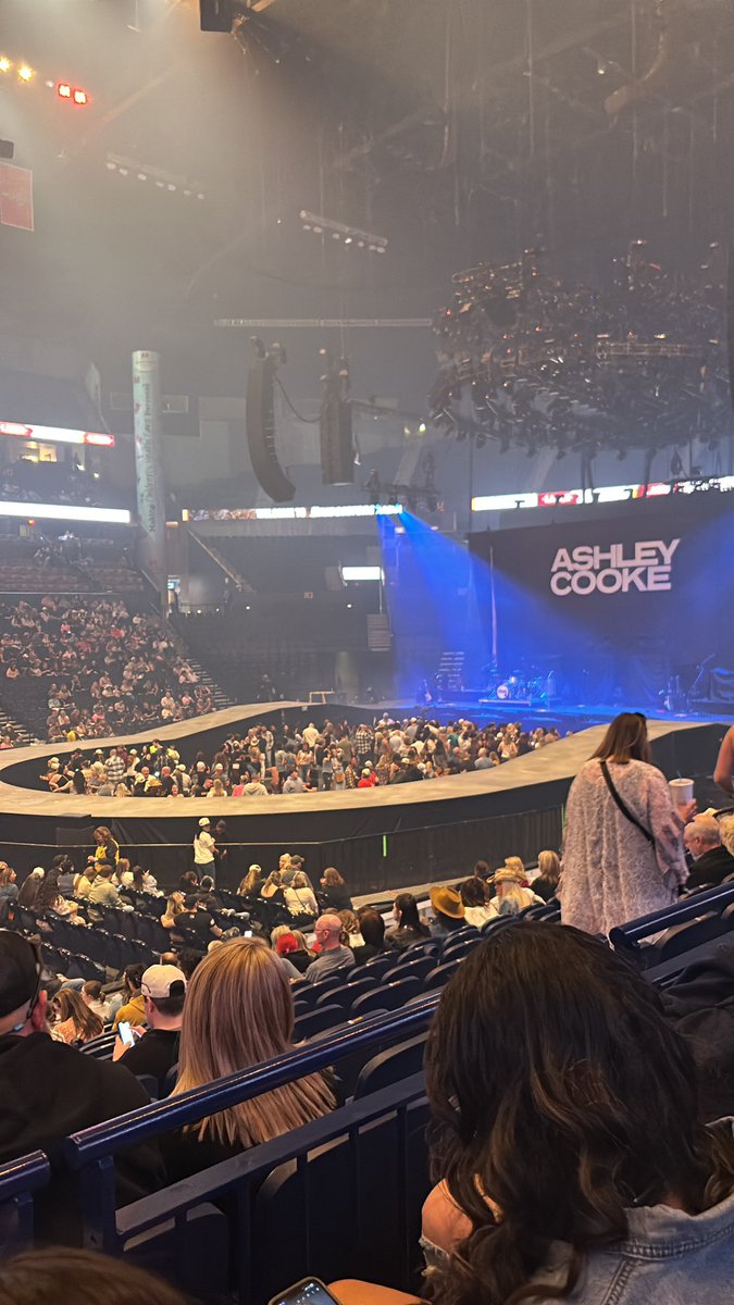 <a href="/THadidon/">Tiffany Hadidon</a>  #Nashville #Nashvillefun <a href="/kanebrown/">Kane Brown</a>