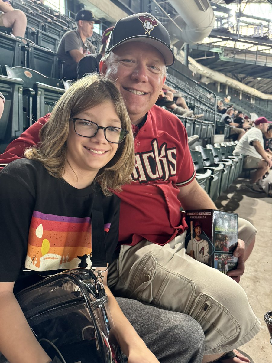 LBradshawEdTech's tweet photo. Bobbleheads, garlic fries, and family time at Chase field. Beat the Brewers! #dbacks #Whatafan https://t.co/7ADMkEpgxc