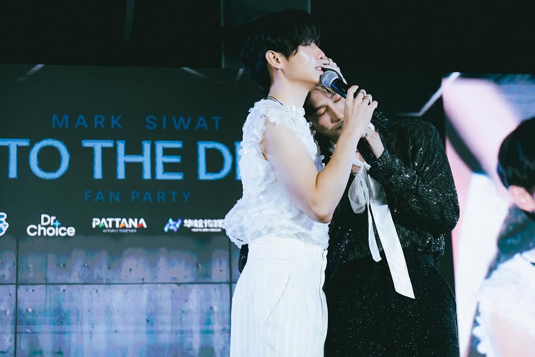 Kha_Siwatsheart's tweet photo. @fessthaii Kapal ini gemas juga #prommark
Kapal karam? Maaf aku masih numpanginya. 🫣 apakah aku penumpang kapal terakhir? 🤔 ditengah gempuran aku bertahan #perthmark
#prompayy #promratchapat
#MSIWAT #marksiwat
#Perthppe #PerthTanapon https://t.co/v5S4Z3mXzA