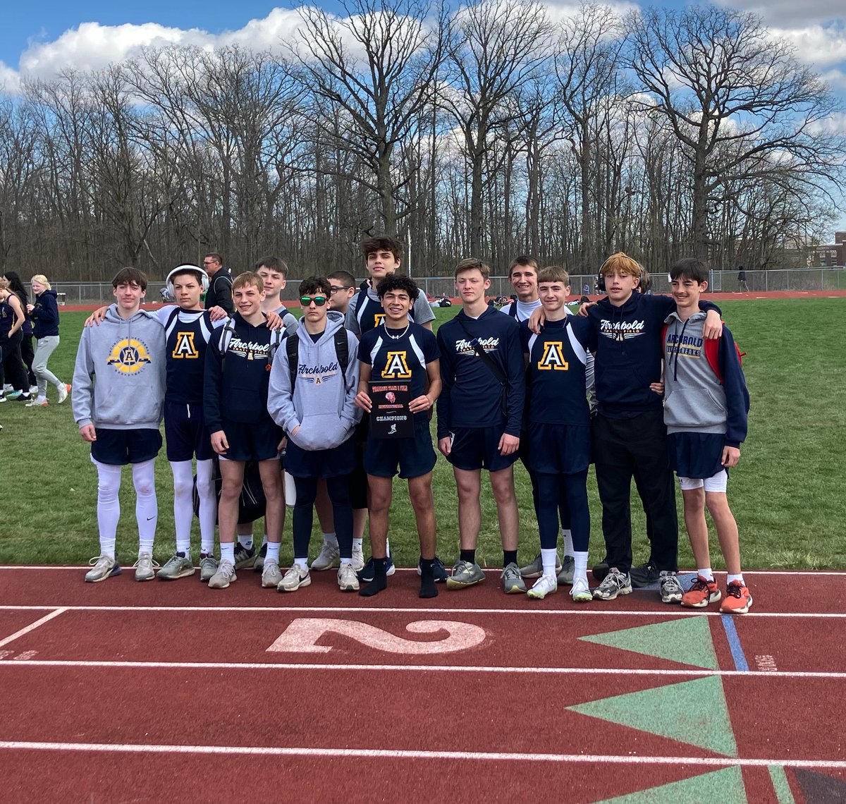ArchboldTFXC's tweet photo. What. A. Day. For Archbold Track &amp; Field!!!

High School @ Tinora Invite
🥈Girls ~ 2nd
🥉Boys ~ 3rd

Jr High @ Wauseon Tomahawk Invite
🏆 Boys ~ CHAMPS
🥉 Girls ~ 3rd

Well done ladies and gentlemen!!! ⚡️💪 https://t.co/4woHVlXK1x