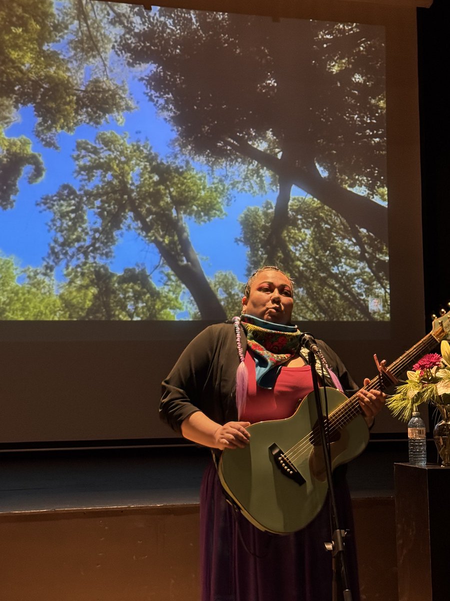 WillBoumaBrant's tweet photo. Hey #BrantfordBrant,
Wonderful evening of thanksgiving at the #WoodlandCulturalCentre on the accomplishments over the past years to #savetheevidence & build a place of learning & healing!
Thanks to all donors including the Ontario Arts Council & the Ontario Trillium Foundation https://t.co/axJNAwkaTu