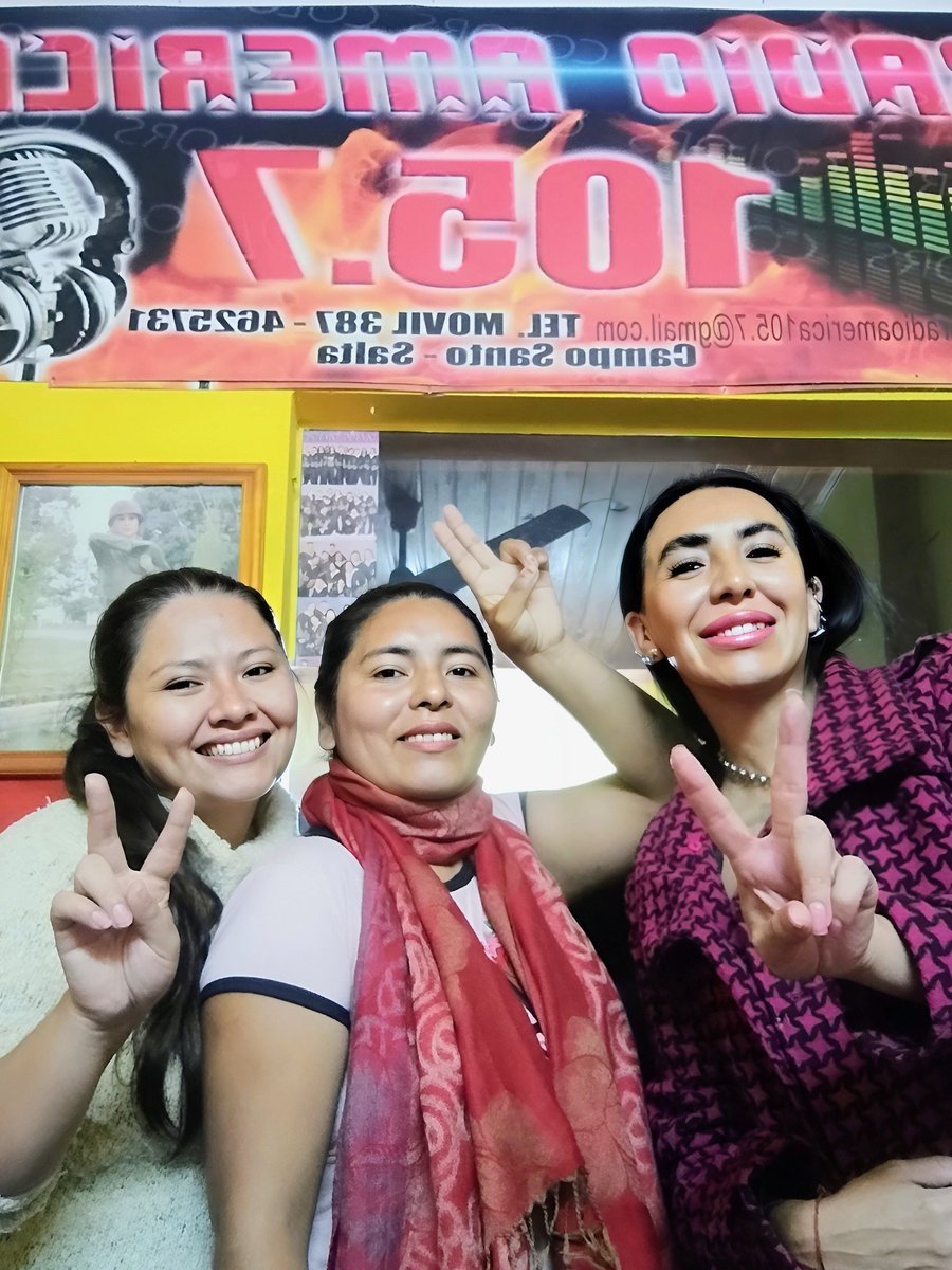 NPSalta's tweet photo. Con mis compañeras de militancia, hoy en el Programa Radial LA 19 19, 3° Edición. 
Gracias por el cariño, el apoyo y la confianza de siempre.
💜✌️🇦🇷
FRENTE JUSTICIALISTA SALTEÑO
🇦🇷PARTIDO DE LA VICTORIA🇦🇷
Concejales por Salta Capital 
Danny Velazquez | EUGE LÓPEZ 
LISTA 54 https://t.co/X7qMm6bdic