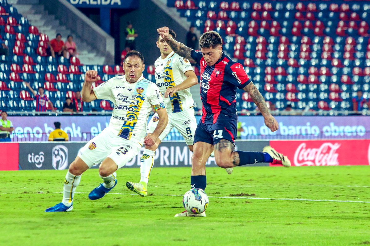 No pasó nada…..

#CerroPorteño y #Luqueño igualaron 0-0 en la Olla 🏟️
