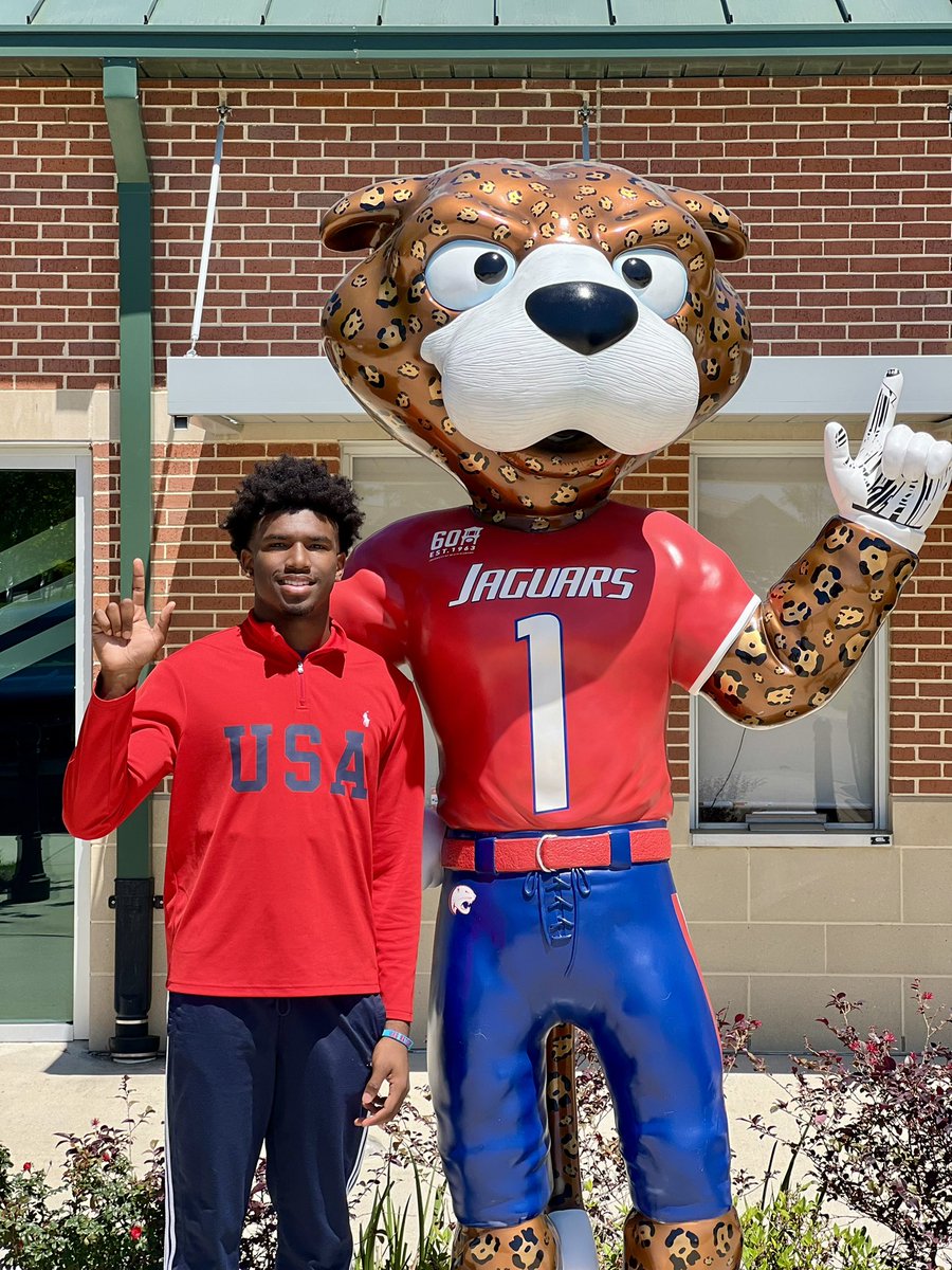 What an absolutely awesome adventure and fantastic USA Day visit for Patrick <a href="/mr_wizard2027/">Patrick Wiley-Patton</a> at the University of South Alabama. Thank you Coach Windham <a href="/CoachWindham/">Will Windham</a> and Coach Washington <a href="/washjwash/">Jason Washington</a>  and staff for your hospitality, advice and valuable time🙏🏾.  We are looking