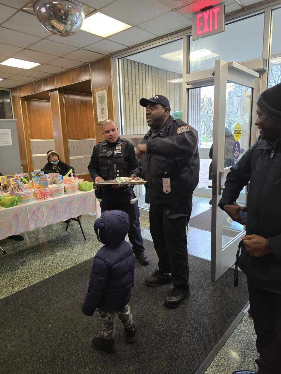 Great time at the Bldg. 6 Association #Easter basket giveaway!! #CCPD #community