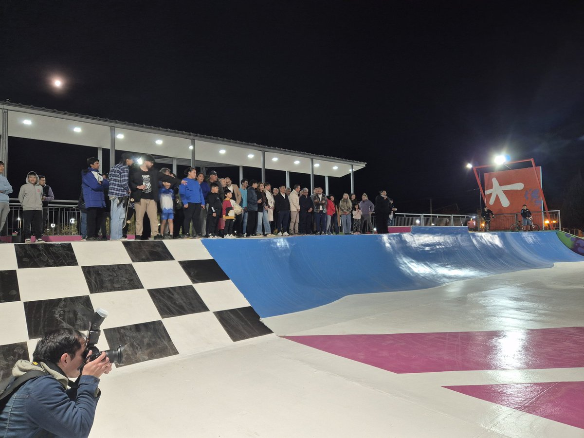 Acompañamos al intendente de la ciudad, <a href="/RamonRiosecoOk/">Ramón Rioseco</a>, en la inauguración de un nuevo paseo de recreación familiar. 
Un espacio para que todos los vecinos puedan disfrutar de la actividad física y recreativa.
Felicitaciones Ramón, que siga la transformación de nuestro querido