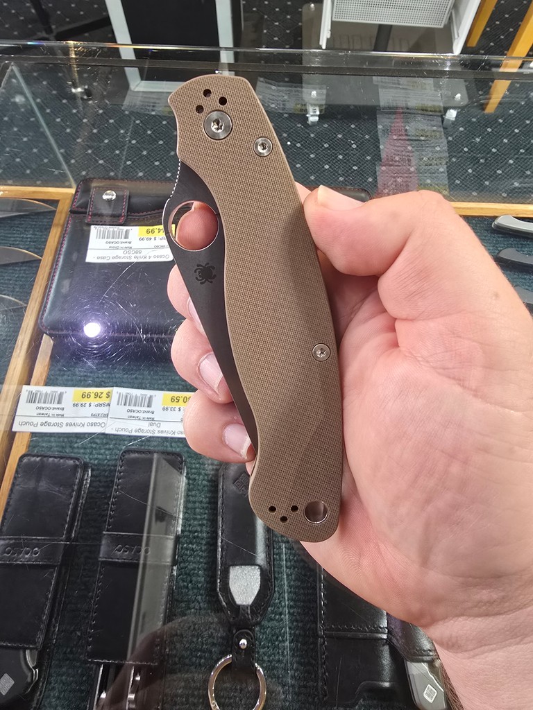 FlagsandCutlery's tweet photo. Spyderco Military 2 Sprint Run featuring a CPM 15V blade paired with Brown G10 handles.

https://t.co/8qPTNm1DNW

#spyderco #military2 #sprintrun #knife #knives #edc #edcknives #edcknife https://t.co/Kv2zYrxa6B