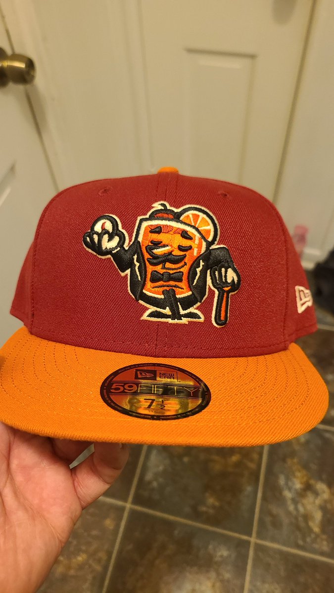 diehardbrewer's tweet photo. New hat alert! Wisconsin Supper Clubbers from @beloitskycarp @MiLB https://t.co/SsqfB590jC