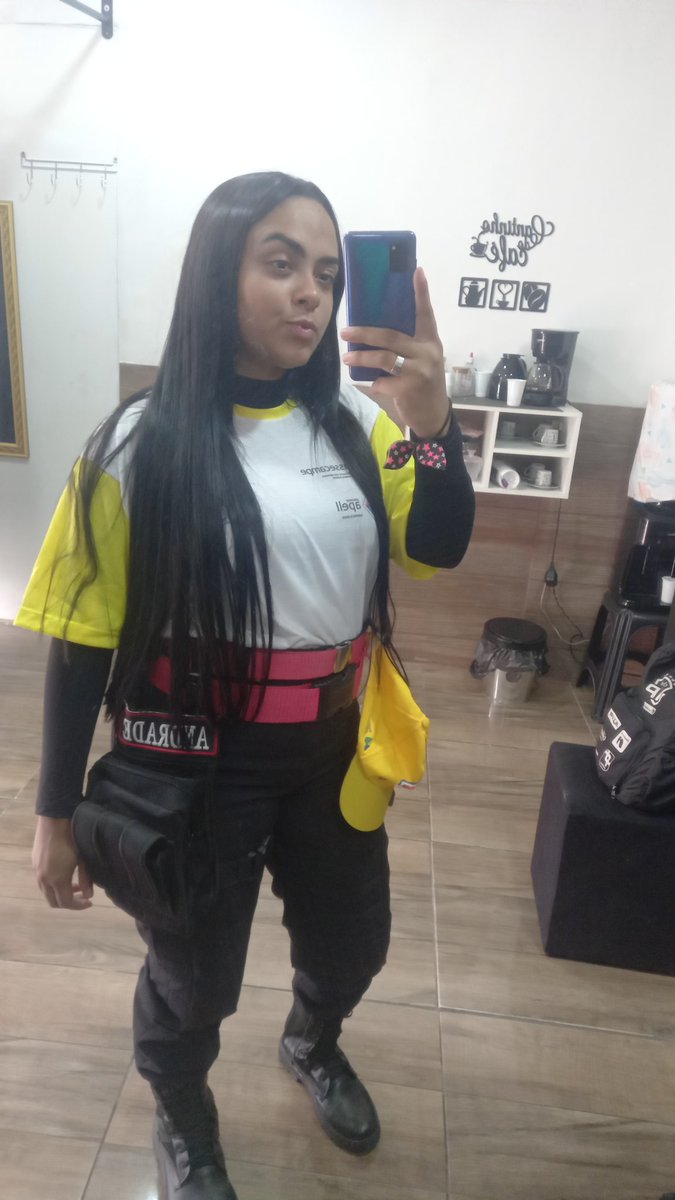 jeniiluccas's tweet photo. Quem vê close, não vê corre! 😅💛
#Brigadista
#BrigadaAmbiental
#Resgate
#Combater
#SemRecuar
#SempreSalvar https://t.co/cZm9gXGOpC