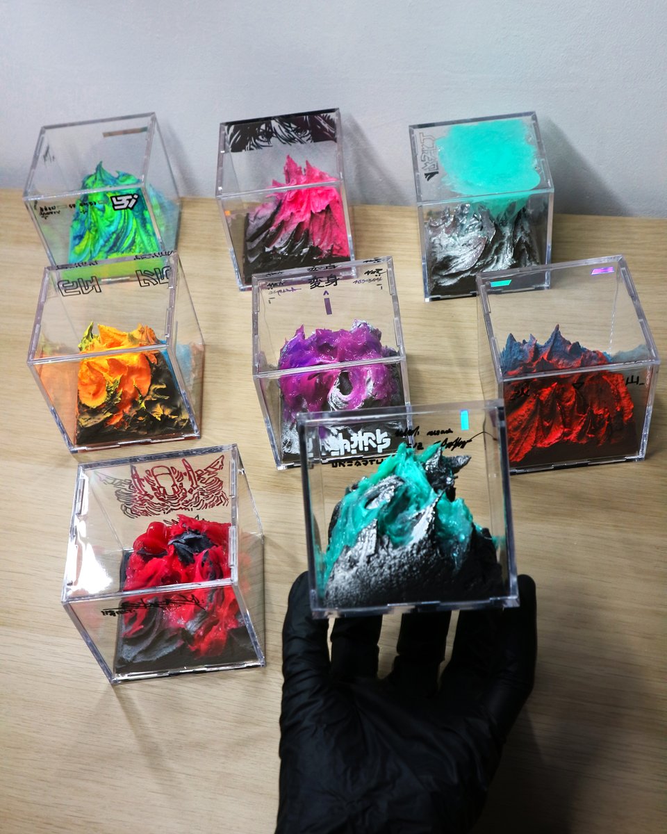 nisheink's tweet photo. Sculpted cubes 🧊🖌️ https://t.co/Gv99zAk4j3