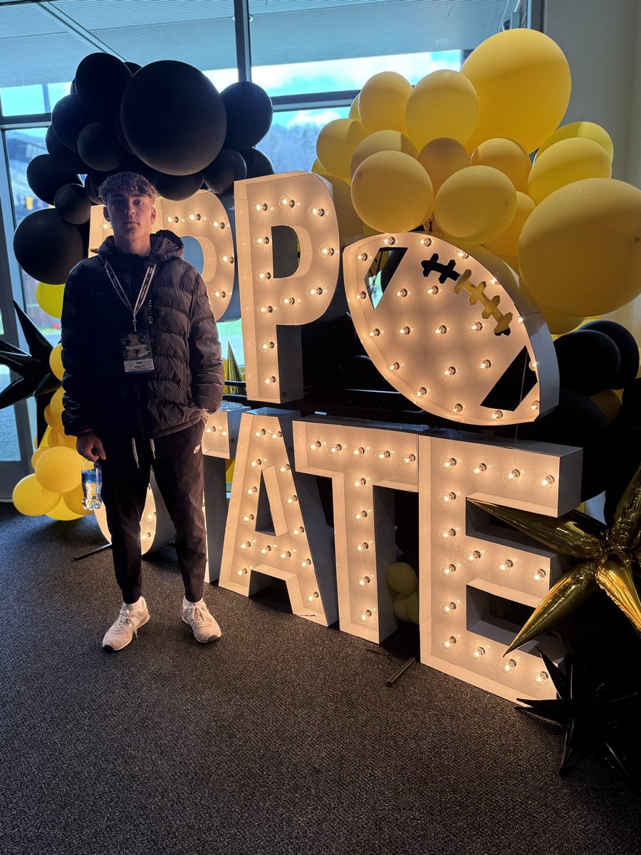 Ian_Kelly44's tweet photo. Amazing spring game visit today @AppState_FB! Thank you @CoachJCros for the invite and a great experience! 

@HKA_Tanalski @Briggs_bourg @BaltarJackson @shanee_mc @DylanBarnas @UprightKicking @WestonScambler @SSN_AppState 
@LilySweetKing @Coach_Martinez8 https://t.co/n7Qe8VCQhy