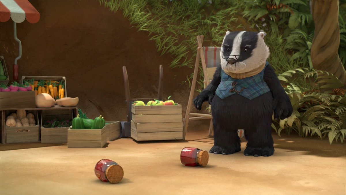 Inspector_Arai's tweet photo. Daddy badger Albert #DigbyDragon https://t.co/kXcsYJaYFH