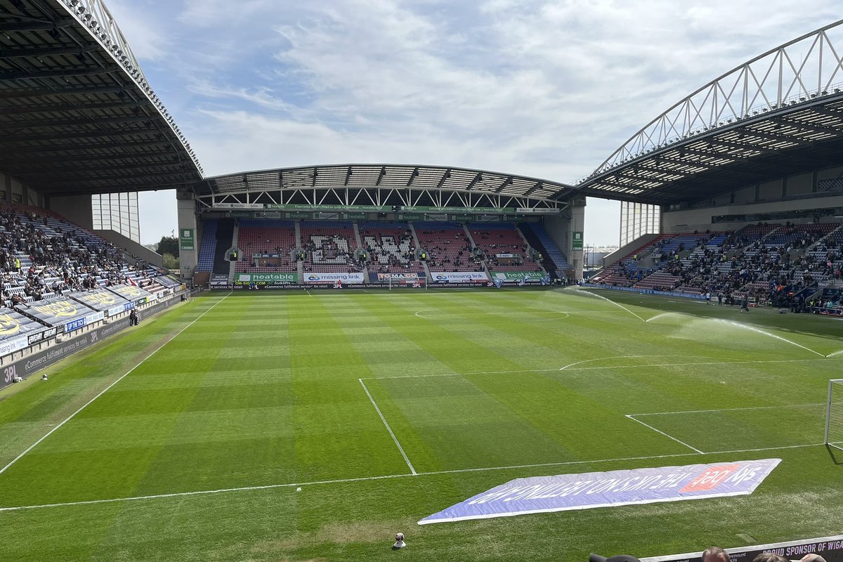 4 games to go, take the point today and let’s get back to winning ways and we can all have a ‘Good Friday’ feeling - I reckon we could’ve filled both ends today too - UTST <a href="/fearlessidzine/">Fearless In Devotion | WREXHAM AFC podcast</a> <a href="/welshy1000/">Wayne Jones</a> <a href="/WaynneP/">Waynne Phillips</a> <a href="/Wrexham_AFC/">Wrexham AFC</a> <a href="/robbowxm/">Neil Roberts</a> <a href="/Langford20Gary/">Gary Langford</a> <a href="/LeaderRich/">Richard Williams</a>