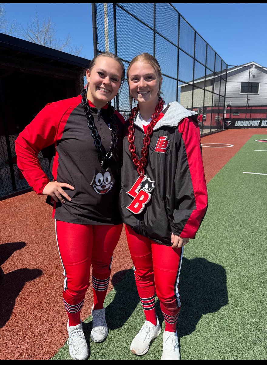 Today we celebrate a double header sweep and  the play of Rylinn Spradling and Brooklynn Hagerty.  Rylinn had an RBI single and a diving catch in right field to save a run.  Brooklynn Hagerty hit two home runs on the day.