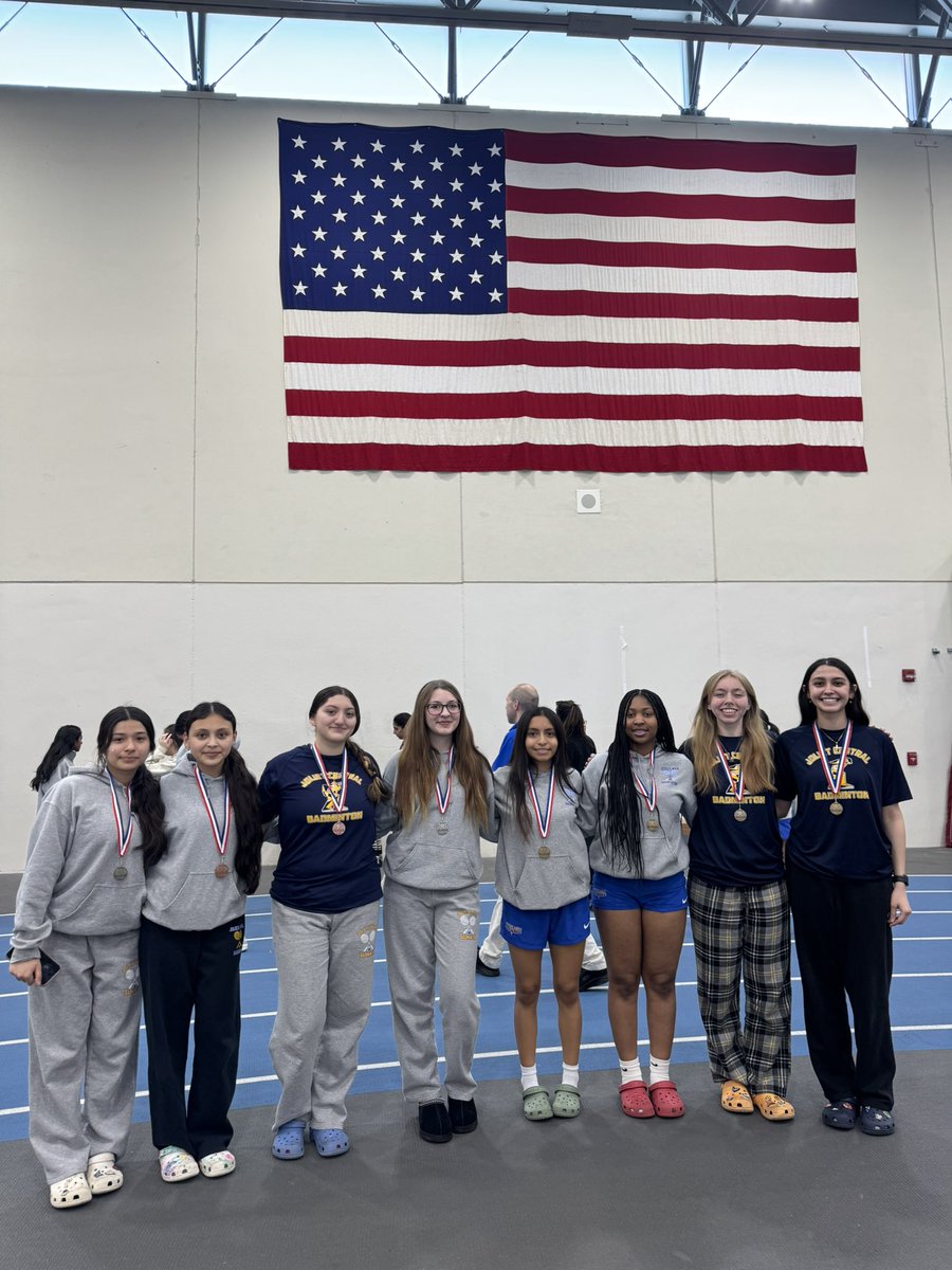 JCHS_Luang's tweet photo. Congrats to our medalists at the Wheaton North Invite!  Steelmen took 2nd Place at the invite. 

1st D Ana/Audrey 🥇🥇
2nd D Ja’Mya &amp; Erika 🥇🥇

1st S Sarai 🥉 
2nd S Daisy 🥉
3rd S Jael 🥈
4th S Julia 🥈

💙🏸💛 https://t.co/4Fxzw2MWn6