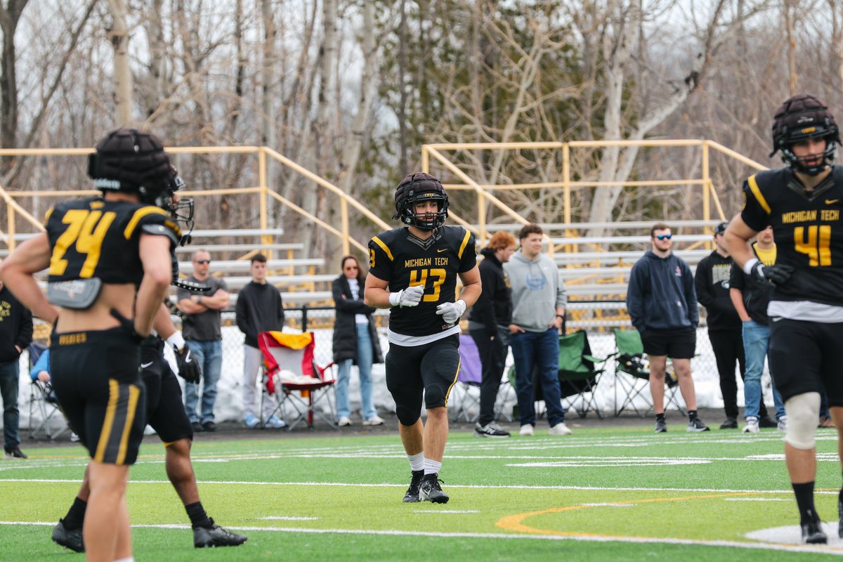 Michigan Tech Football tweet media