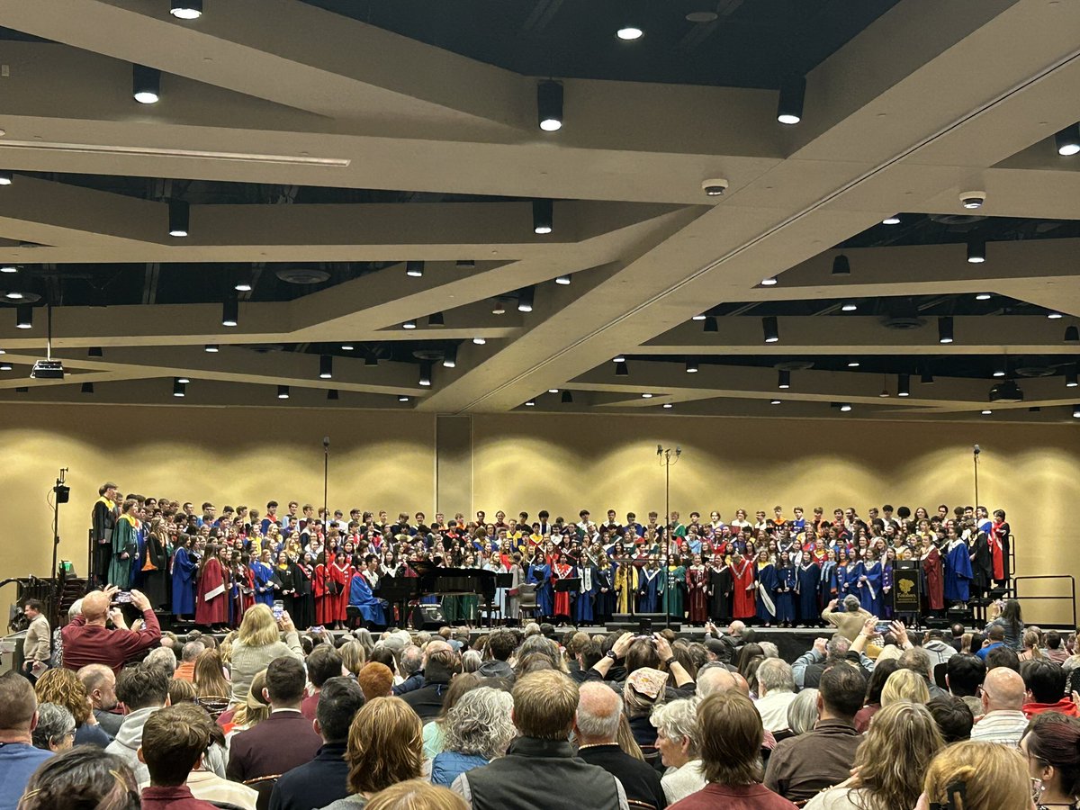 Kelly Rocchi tweet media