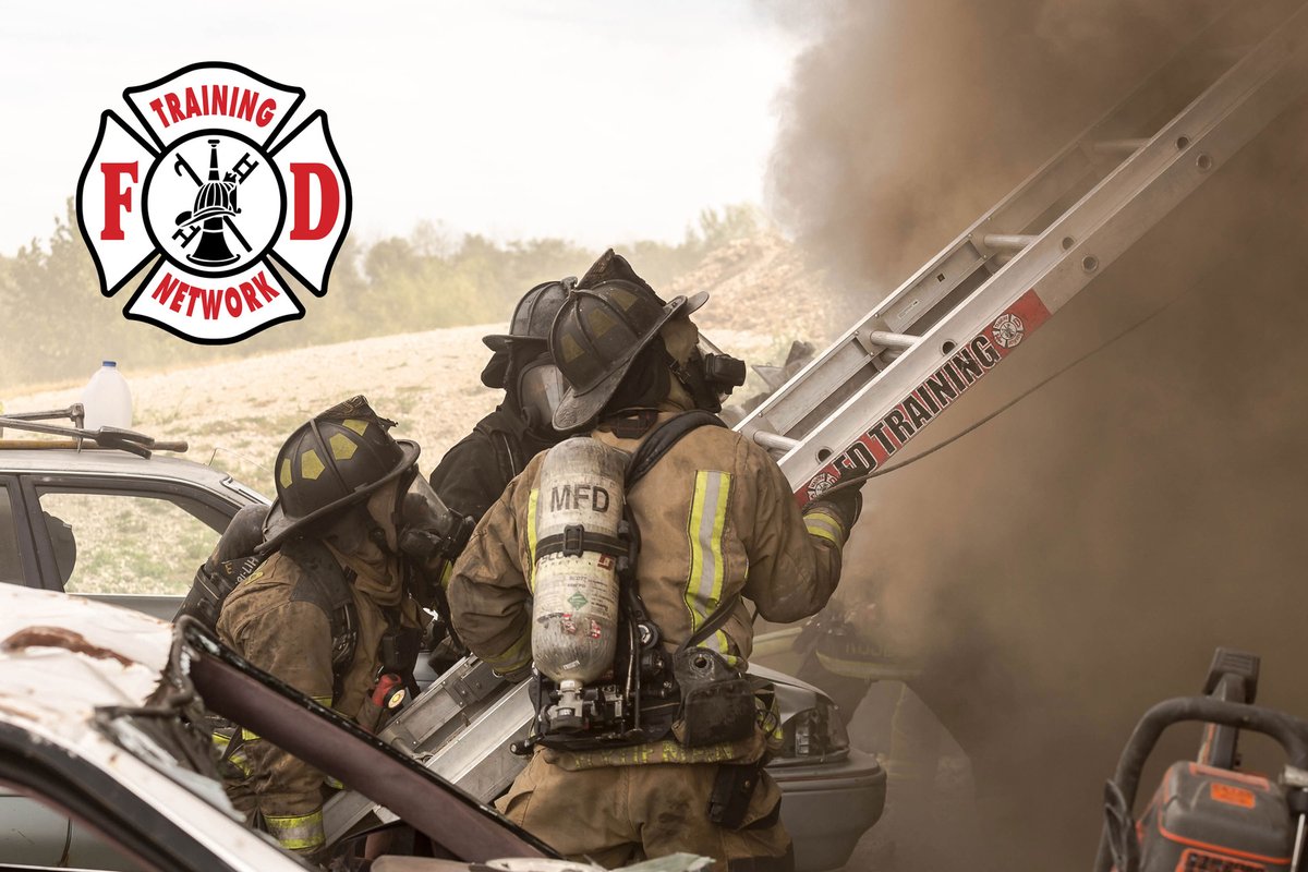 fdtrainingnet's tweet photo. Chalk windows don't really help when your fireground looks like this!  #FireCombat #FDTN #fdtraining #firetraining #livefire #RIT #firegroundops #engineops #truckops #tailboard #training https://t.co/Obn5vPcQpB
