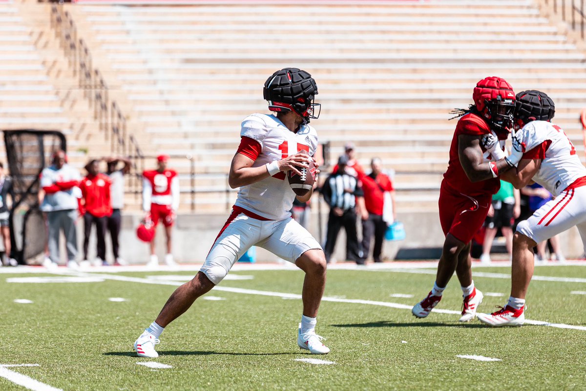 Greg Jones tweet media