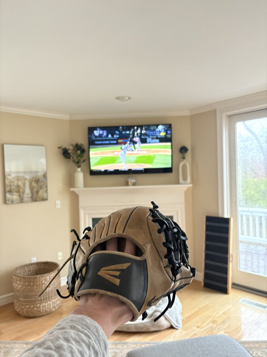 SeargeantSack's tweet photo. Someones gotta right the ship #Sox https://t.co/5tOTxcN46E
