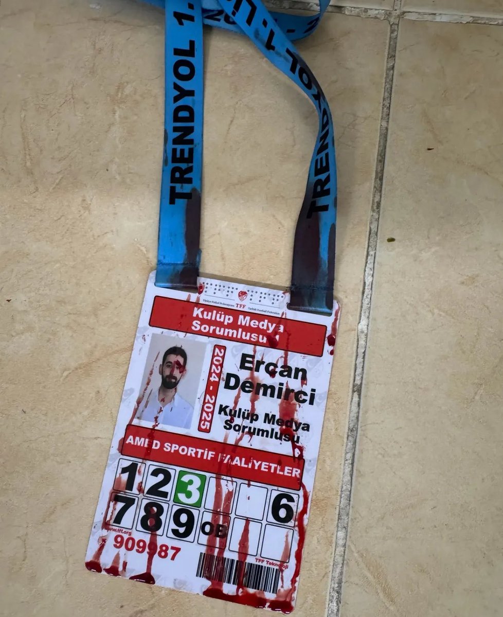 amedspordernek's tweet photo. Kulüp emekçimiz Sosyal medya çalışanı olan Ercan Demirci’ye yapılan alçakça saldırıyı kınıyoruz. 
Yanında olduğumuzu bilmesini istiyoruz https://t.co/sU2pJChJaF