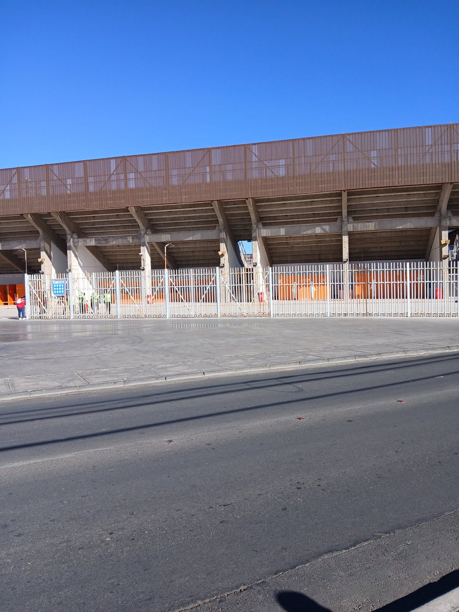 Albiceleste1897's tweet photo. Ya estamos aca en Calama, la Academia no juega sola #PrimerGrande https://t.co/i1gFkGBHtc