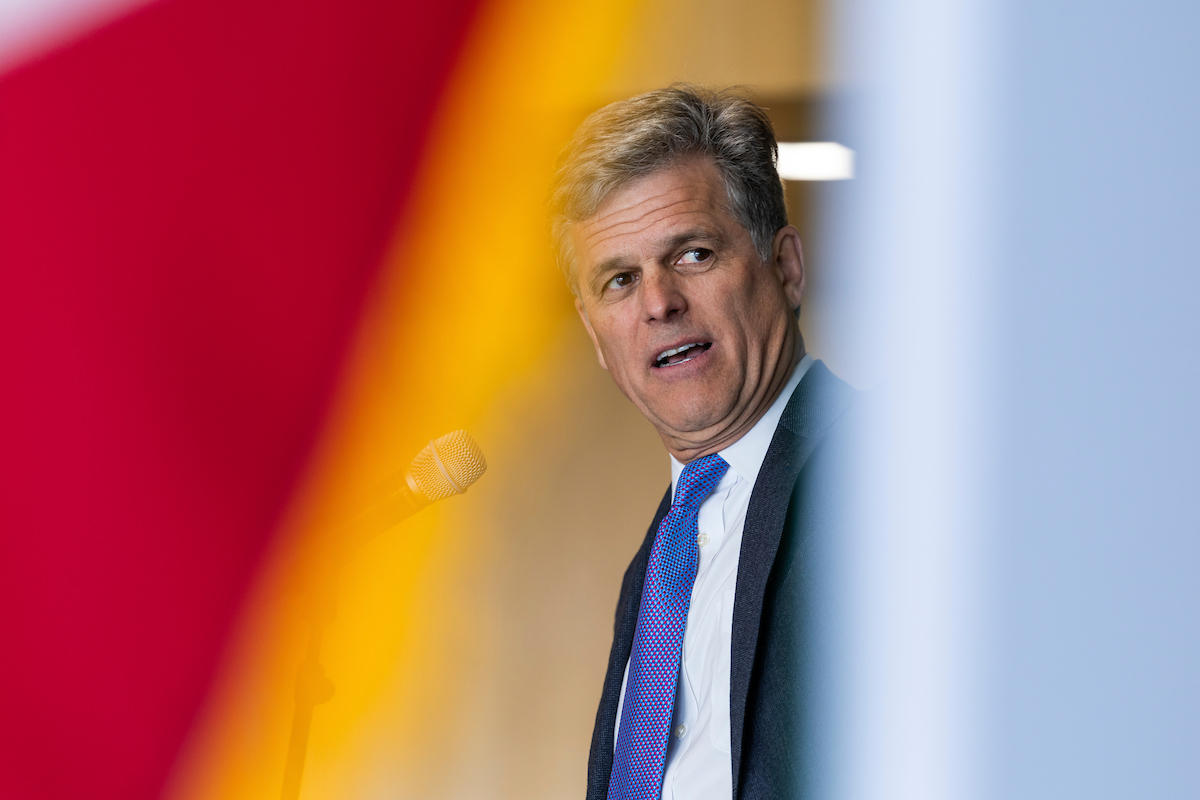 Herbert Institute for Public Policy (@uvuherbertinst) on Twitter photo A huge thank you to <a href="/timothyshriver/">Timothy Shriver</a> for addressing the UVU community about how we can use <a href="/thedignityindex/">The Dignity Index</a> to avoid contempt and welcome more dignified disagreements.
#UVU #TimShriver #HerbertInstitute #dignityindex A huge thank you to <a href="/timothyshriver/">Timothy Shriver</a> for addressing the UVU community about how we can use <a href="/thedignityindex/">The Dignity Index</a> to avoid contempt and welcome more dignified disagreements.
#UVU #TimShriver #HerbertInstitute #dignityindex