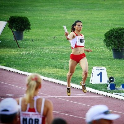 PinarSakaOFC's tweet photo. Pınar Saka'nın çocukluğundan beridir en sevdiği şey tahmin edilmeyecek başarılar, tahmin edilmeyecek dereceler ortaya çıkarmaktır. Ve başka bir platformda yeniden tüm elenme tahminleri bozarak 5-1 Düellodan ayrıldı. 💜🙏🏻🌟
#Survivor2025 #SurvivorAllStar2025 #Survivor2025AllStar https://t.co/vx6Uv6XbdX