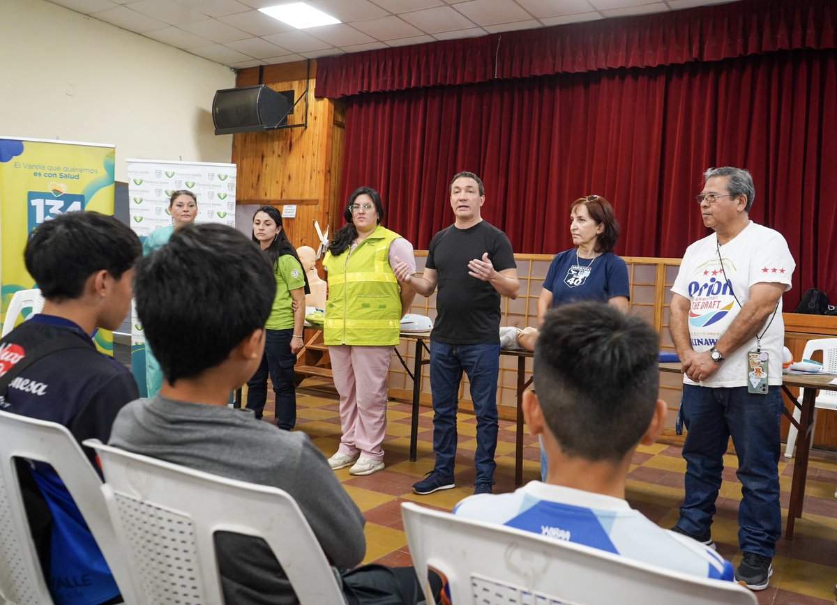 Andreswatsonok's tweet photo. Realizamos un nuevo curso gratuito de RCP en la Asociación Japonesa de Florencio Varela, con el objetivo de concientizar y capacitar a nuestros vecinos y vecinas para actuar ante situaciones críticas. https://t.co/Nr3fpXa4Pc