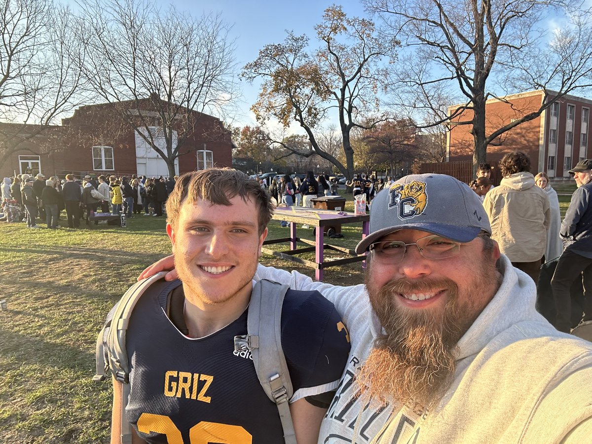 jlear75's tweet photo. Looking forward to tomorrow’s showcase, can’t wait for the season to start! @Jack_Lear32 @FCGrizFootball @ChampionsManual @CoachRock @CoachK_Ski @Coachkuz_ https://t.co/8zx32sXk9p