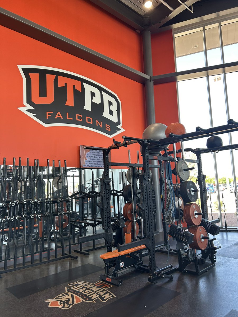 Julius Castro (@julius_castro22) on Twitter photo Had an amazing time with <a href="/UTPBFootball/">UTPB Football</a> today. Loved the environment and energy they showed today! Thank you again to <a href="/CoachShaw_Jake/">Jake Shaw</a> and <a href="/CoachGollman/">Marquez Gollman</a> for having me out there!
#AGTG #BlessedAndGrateful Had an amazing time with <a href="/UTPBFootball/">UTPB Football</a> today. Loved the environment and energy they showed today! Thank you again to <a href="/CoachShaw_Jake/">Jake Shaw</a> and <a href="/CoachGollman/">Marquez Gollman</a> for having me out there!
#AGTG #BlessedAndGrateful
