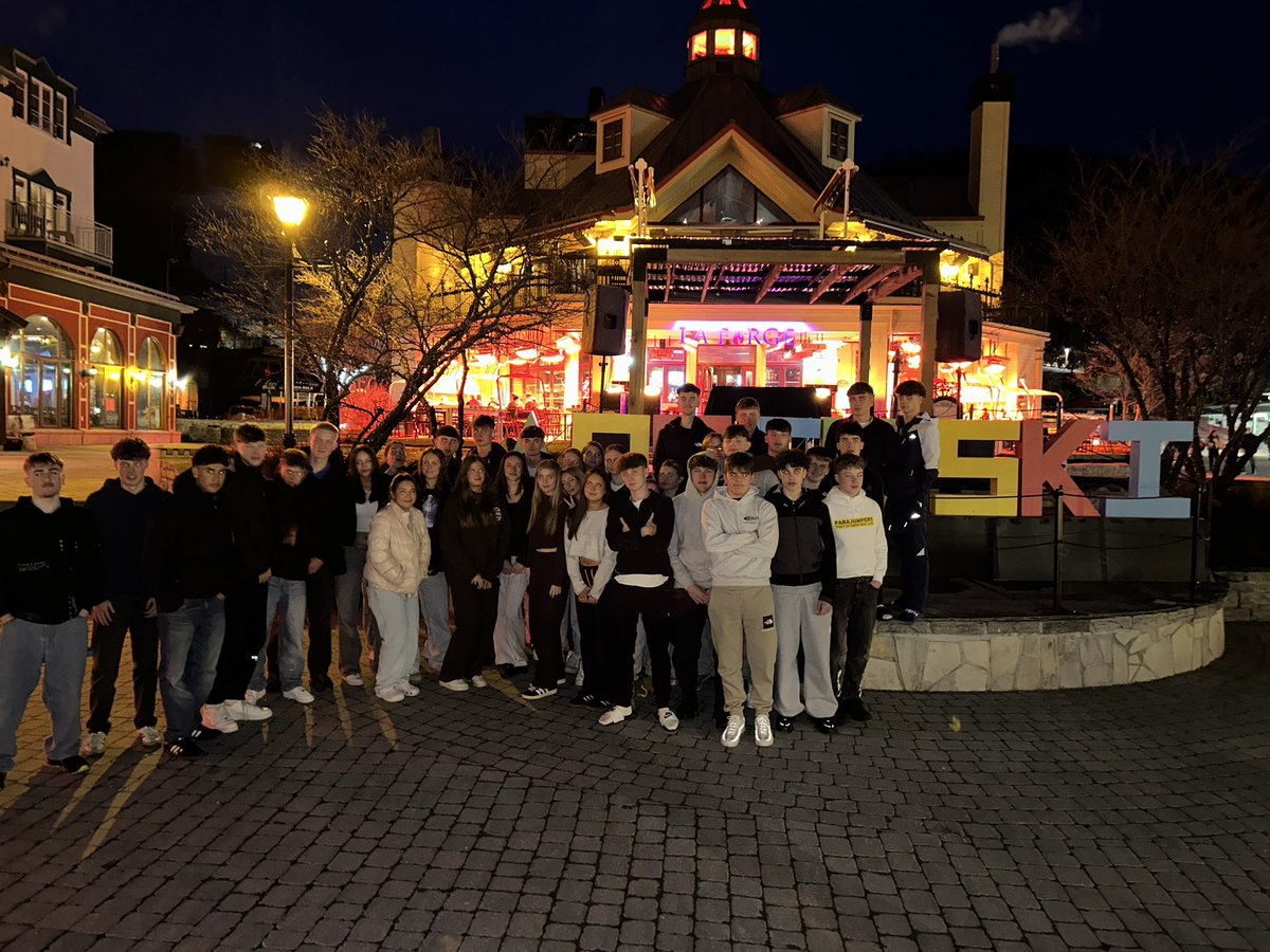 pe_TGS's tweet photo. What a week skiing in @MontTremblant for the Year 11 students. The conditions have been different each day. The instructors have said wonderful things about the students #VeryProud #HadABlast @EnergyTravelUK https://t.co/AcprzzAkkJ