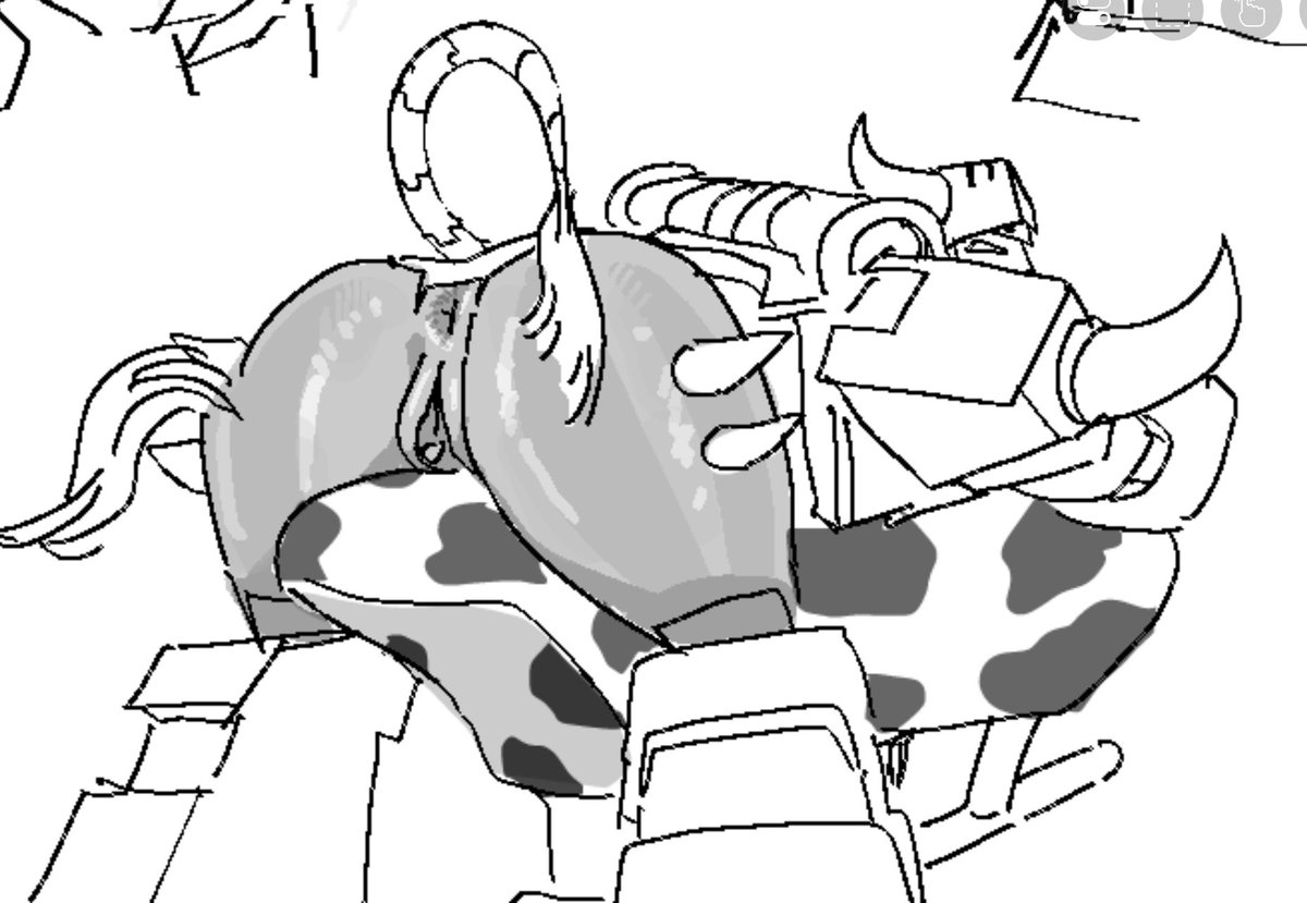 yegotthehots's tweet photo. Megabull finds his moo https://t.co/w8XCx7tEsc