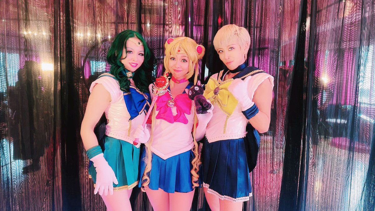 👑GRAVITY POLE DANCE STUDIO👑
GRAキャラ祭りから一週間😳

(日)講師はセーラー戦士🌙
12：30〜13：45 MAYUMIネプチューン💚
14：00〜15：15 MIFUMIムーン💖
15：30〜16：45 REIKOウラヌス💙

御予約は3時間前まで⏰
gravity-pole-dance.com

お二人と共演する夢は叶ったので、次は講師全員で🙏✨