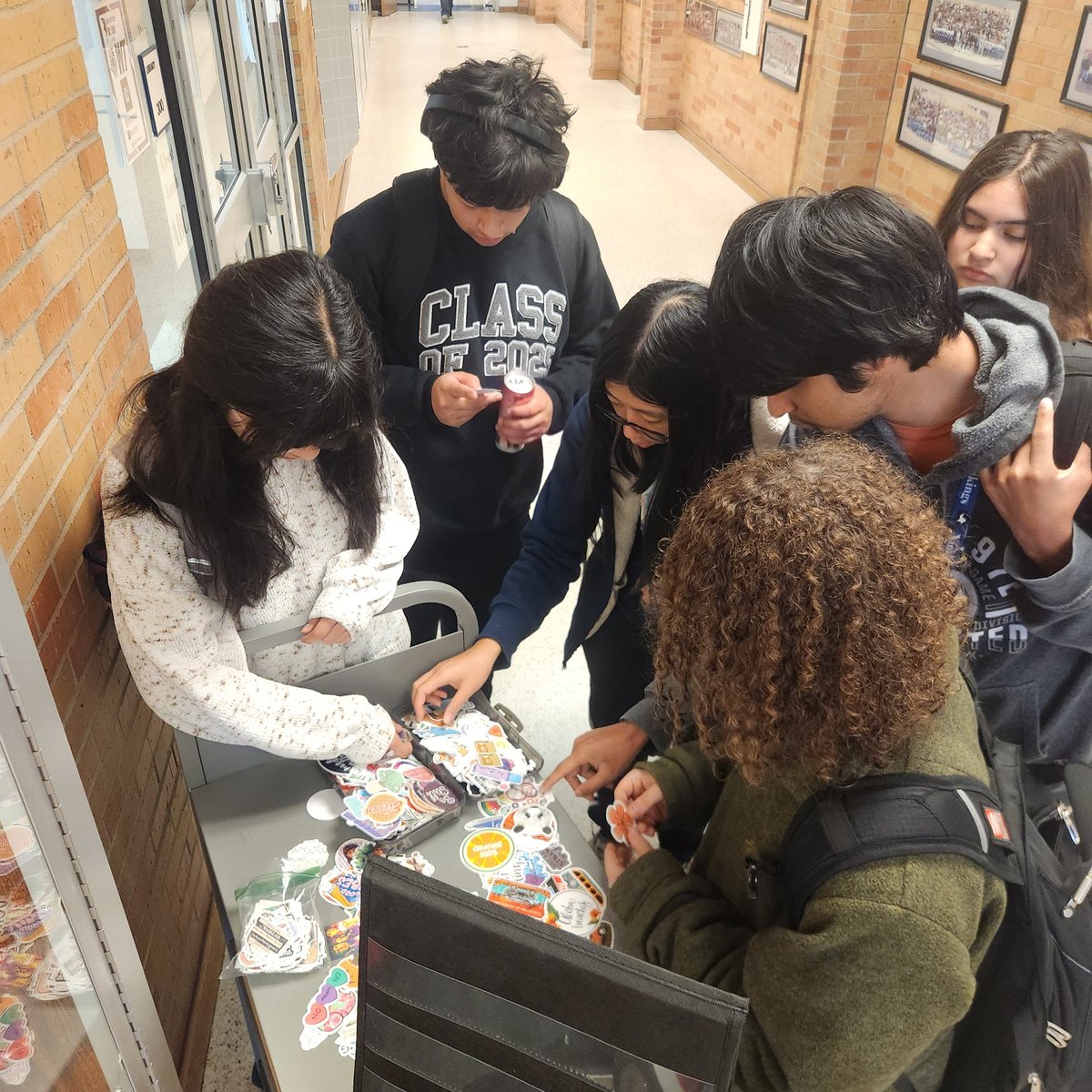 Nimitz Library (@nimitzlibrary) on Twitter photo It’s been a bookish week for #NationalLibraryWeek <a href="/NimitzVikings/">Nimitz High School</a>
Stickers for students & staff (because I’m stuck on them), #RightToRead bookmarks, and cozy reading vibes—this week was full of library love and literacy joy! It’s been a bookish week for #NationalLibraryWeek <a href="/NimitzVikings/">Nimitz High School</a>
Stickers for students & staff (because I’m stuck on them), #RightToRead bookmarks, and cozy reading vibes—this week was full of library love and literacy joy!