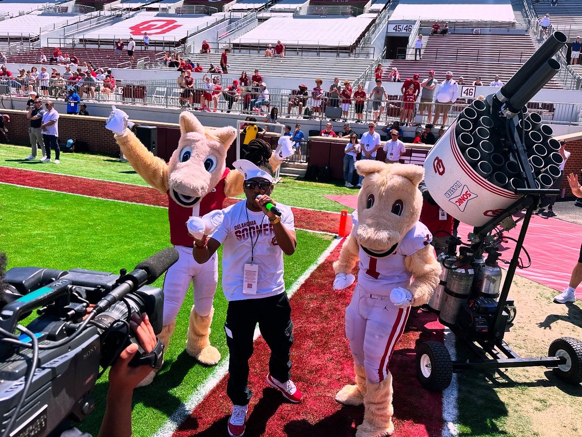 Crimson Combine ✅ Got a feel for Fall football today with Sooner fans! 🏈