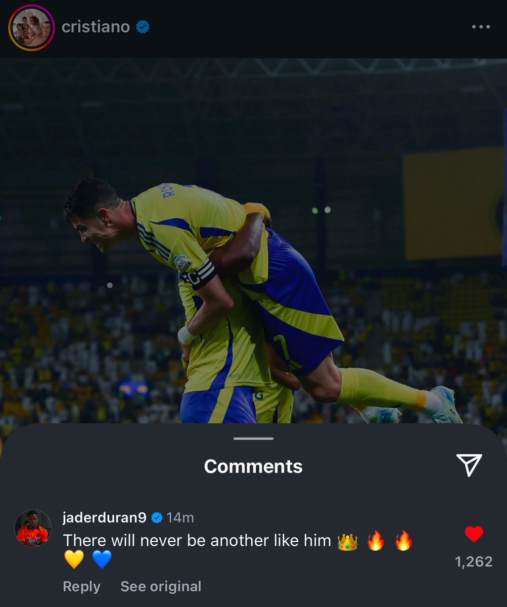 totalcristiano's tweet photo. Jhon Duran replies to Cristiano Ronaldo. ❤️ https://t.co/5E0N6SbVpX