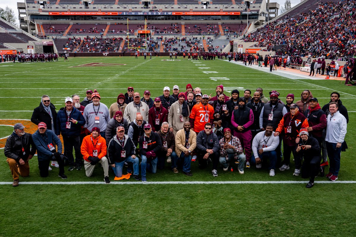 Lots of Lettermen back home 🫶

#ThisIsHome | #TeamOverMe