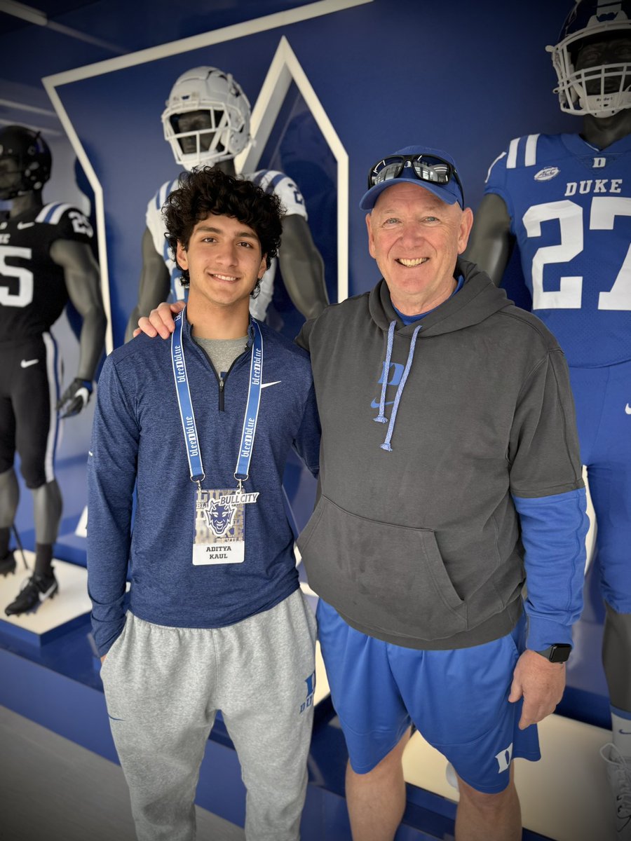 AdityaKaul2026's tweet image. Thank you @CoachScottBoone for inviting me back to @DukeFOOTBALL for a great spring practice and tour of your facilities.
 #GoBlueDevils

@GinfanteMT @CoachJMGarrett @Coach_MannyDiaz 

@Coachstewnewman @thedawsonzim @CoachWild15 @_Mike_McCabe @OneOnOneKicking @HKA_Tanalski…