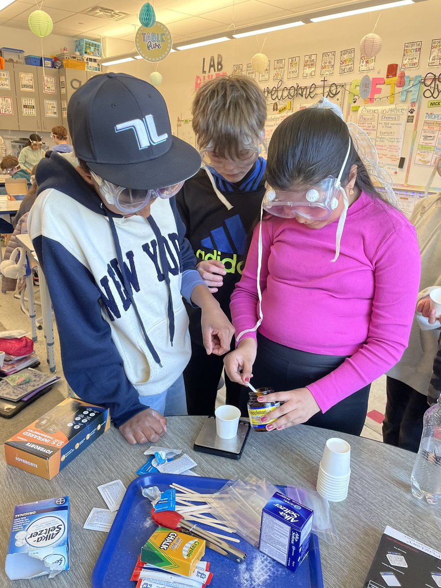 MsCelio's tweet photo. Busy days in science…these 5th graders wrote and carried out their own investigations to test for physical or chemical changes! #johnsonpride https://t.co/1R16M9JYgb