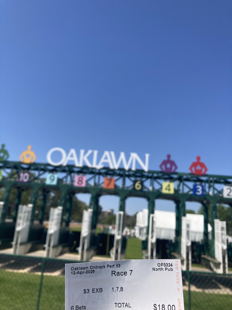 T_Calloway19's tweet photo. @OfOaklawn My mans giving DMac a run for his money! 4 winners in 7 races and this 64/1 exacta 😮‍💨😮‍💨😮‍💨 https://t.co/eCMbI1JCne