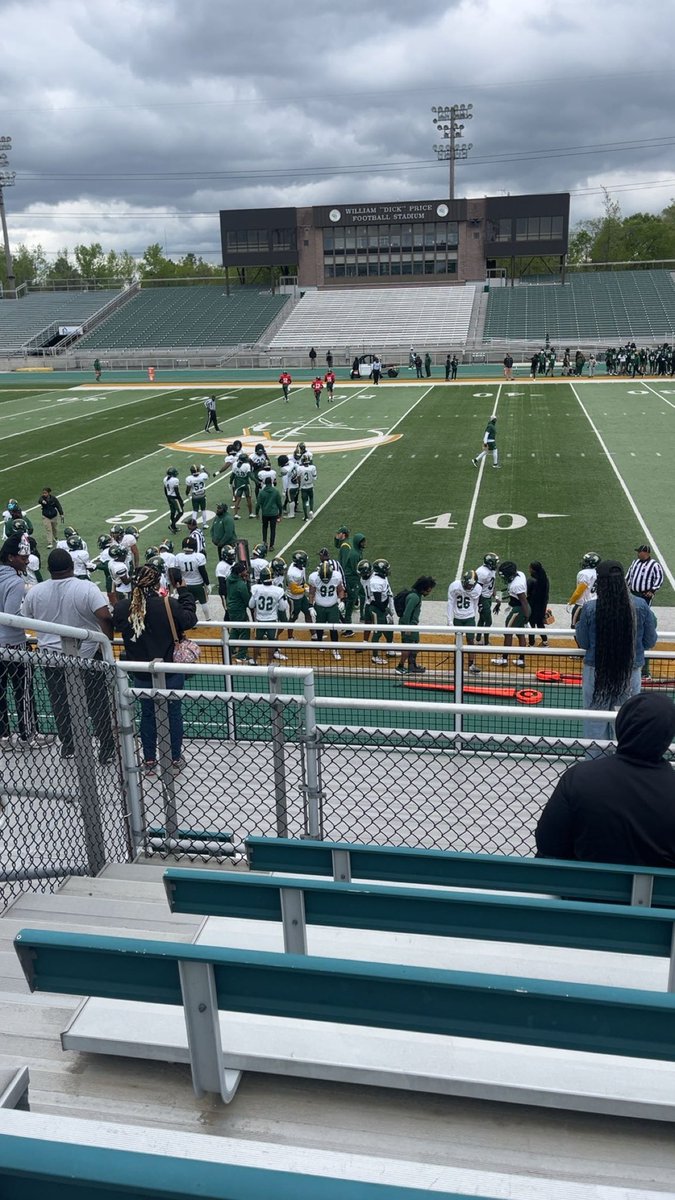 Had a great time at Norfolk University Football JR Day ! Thank You <a href="/coacheltonbrown/">Elton Brown</a> <a href="/coachbull_/">Darryl Bullock</a> <a href="/MichaelVick/">Michael Vick</a> <a href="/T_Garvin28/">Coach Terence Garvin</a>