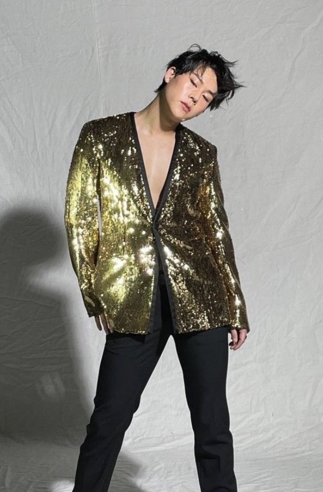 jookyunland's tweet image. 눈들 뗄 수 없어 fashion 🖤✨

#monbebeselcaday #mbbsd #JOOHONEY #JOOHEON #주헌 #MONSTA_X #몬스타엑스