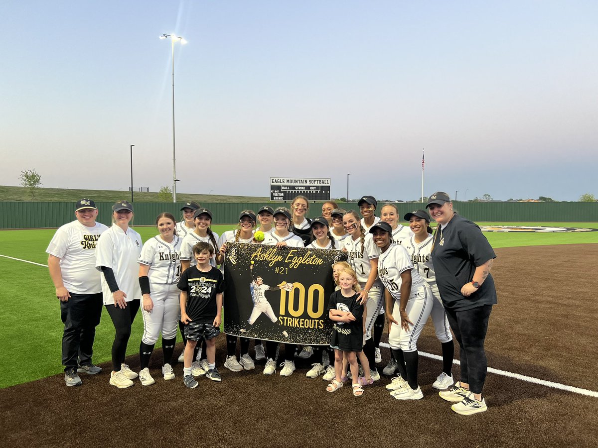 AshlynEggleton's tweet photo. 100Ks for my Junior year HS season so far! β
So blessed to have the opportunity to play the game I loveπ€π@emhs_SB #amorup https://t.co/AfsnNHYqQe