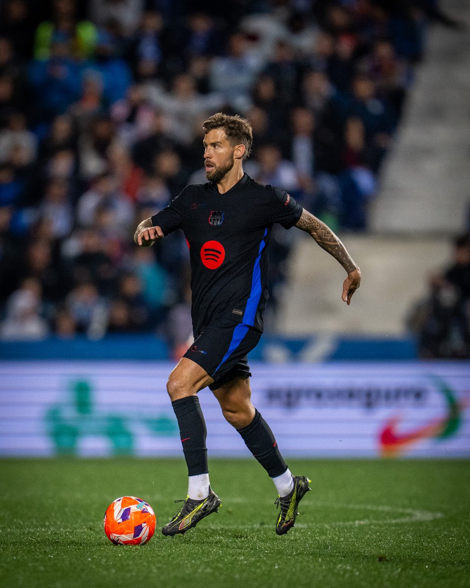 FCBarcelona_cat's tweet photo. Don Iñigo Martinez Berridi que ha salvat dos punts https://t.co/a5oDS3XumI