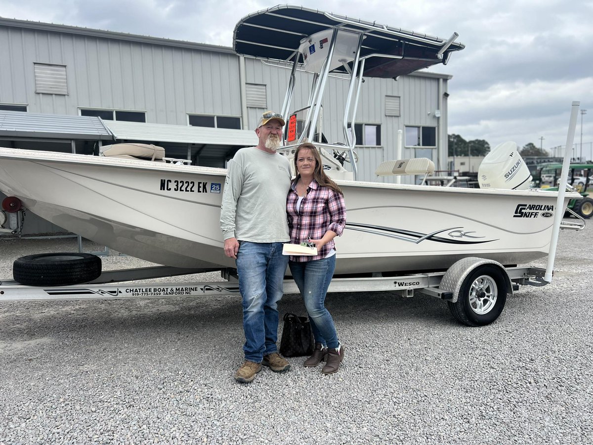 chatleeboats's tweet photo. Kipp would like to thank his recent customers for their business and congrats on your new boats!
See us before you buy!
#chatleemarine #seahuntboats #yamahaoutboards #carolinaskiff #bentleypontoons #bullsbayboats https://t.co/H30lzr4DJK